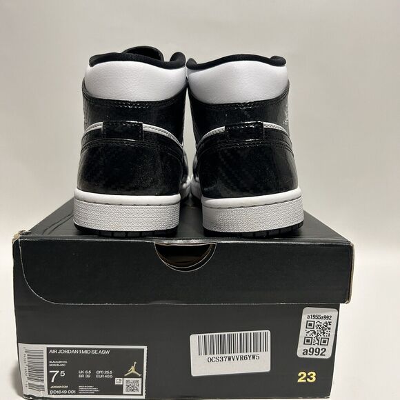 Nike Shoes Air Jordan 1 Retro Mid SE “All-Star/Carbon Fiber” 2024 - Picture 4 of 6